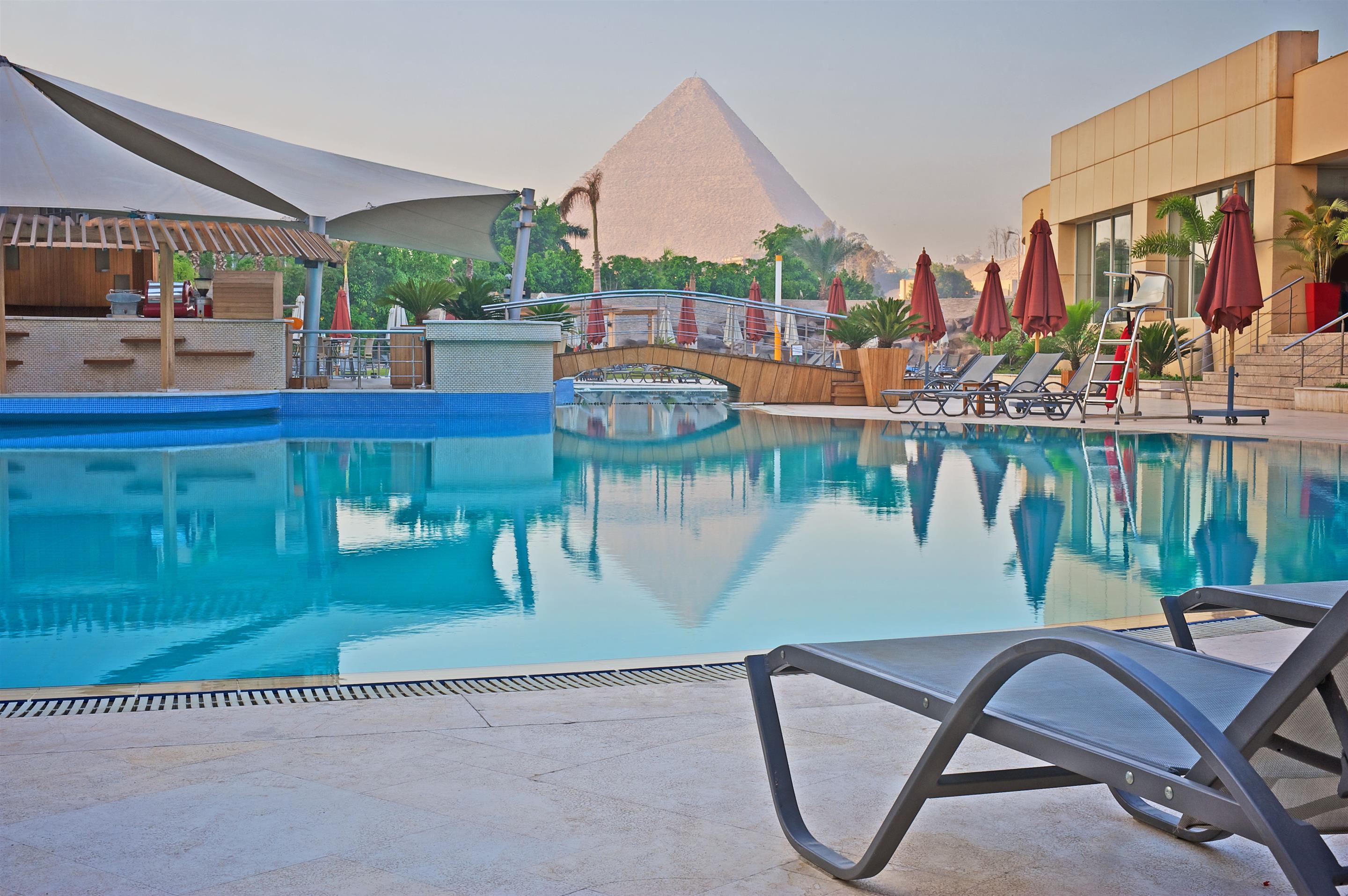 Le Meridien Pyramids Hotel & Spa Giza Zewnętrze zdjęcie