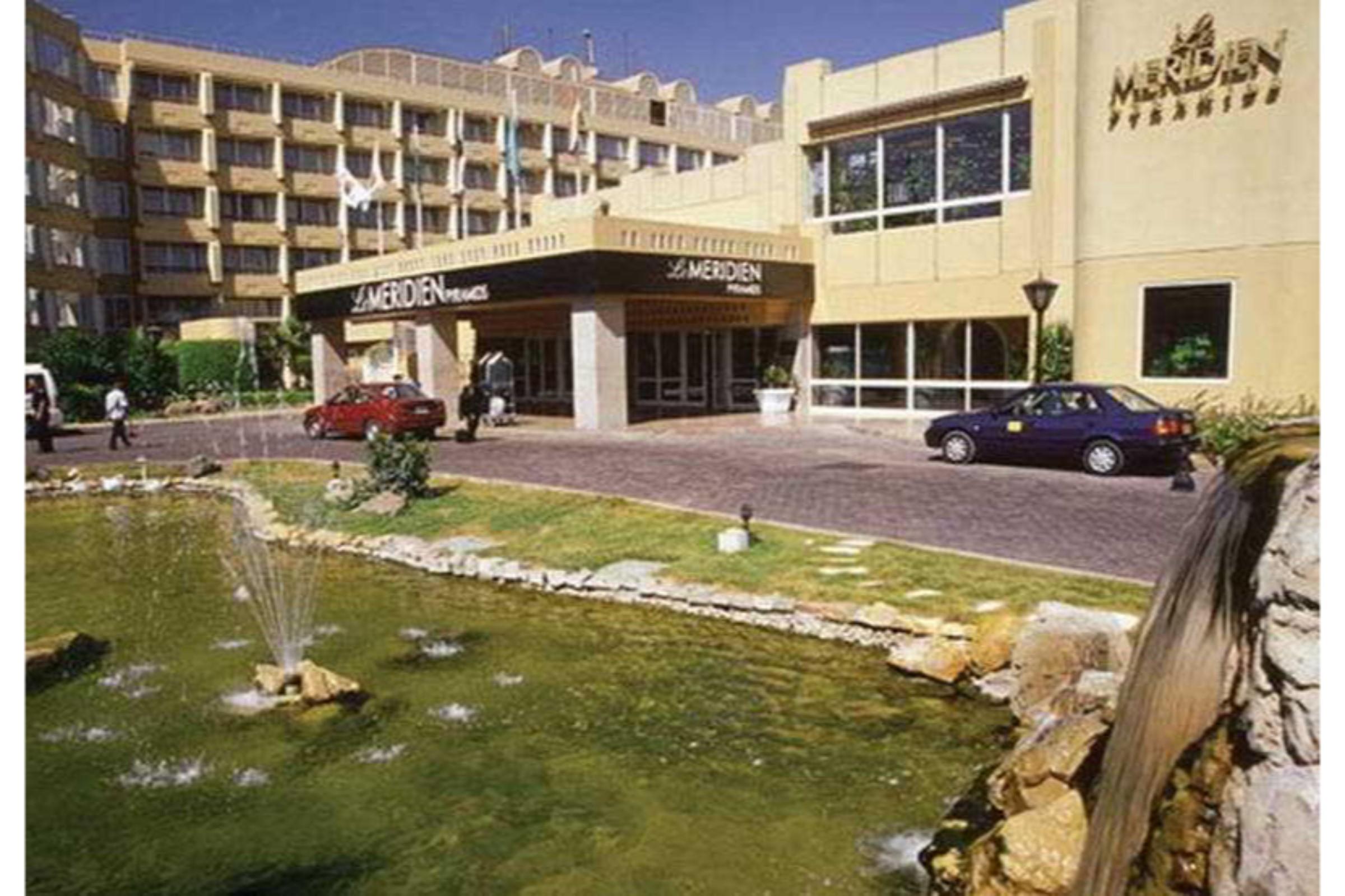 Le Meridien Pyramids Hotel & Spa Giza Zewnętrze zdjęcie